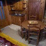 Elatos Guest house 3*