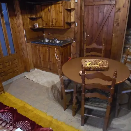 Elatos Guest house 3*
