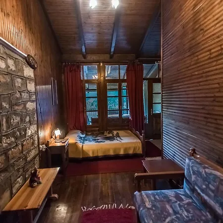 Elatos Mikro Chorio (Central Greece)