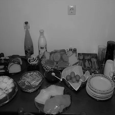 Elatos Mikro Chorio (Central Greece)